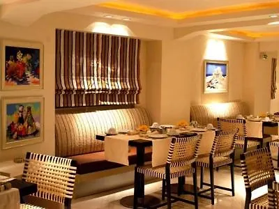 Hotel Davitel - Tobacco 4*
