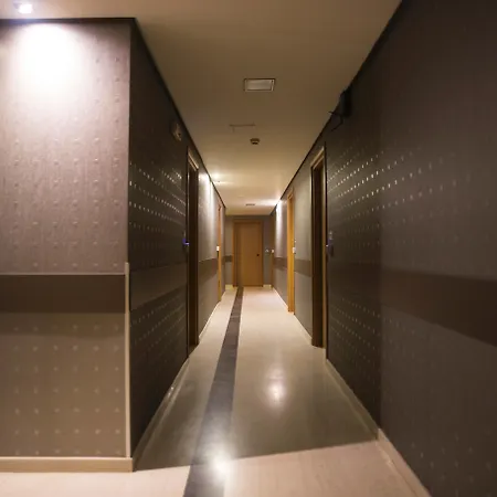 Davitel - Tobacco Hotel 4*