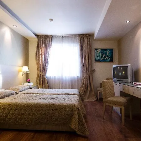 Davitel - Tobacco Hotel 4*